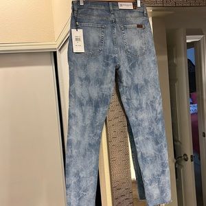 BNWT high waisted 7 for all mankind ankle jeans
